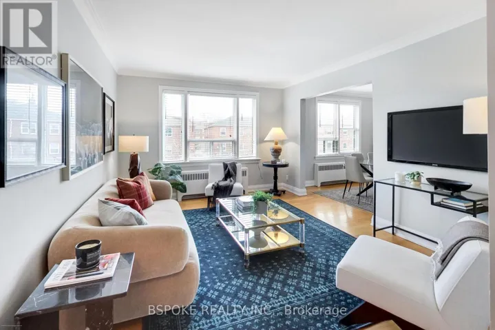 3 - 7 WARWICK AVENUE, Toronto (Humewood-Cedarvale), Ontario M6C1T5