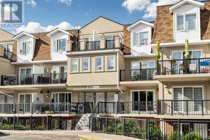2012 - 3035 FINCH AVENUE W, Toronto (Humbermede), Ontario M9M0A2