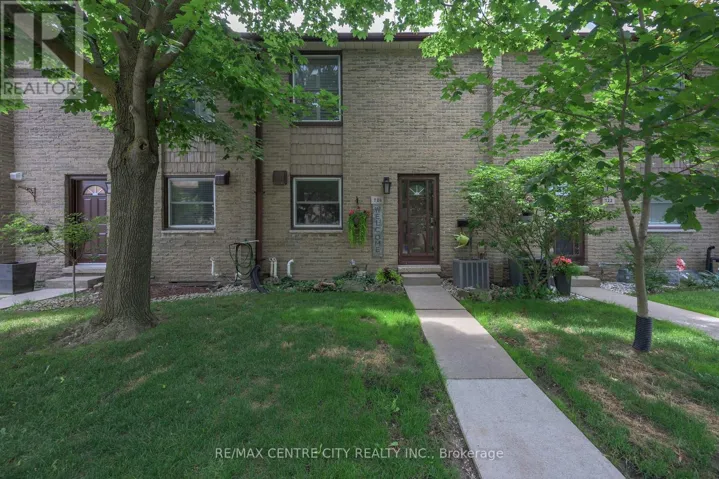 3 - 720 WONDERLAND ROAD S, London South (South N), Ontario N6K1L8
