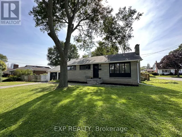 6 WOODLAND ACRES W, Belleville (Belleville Ward), Ontario K8N4K1