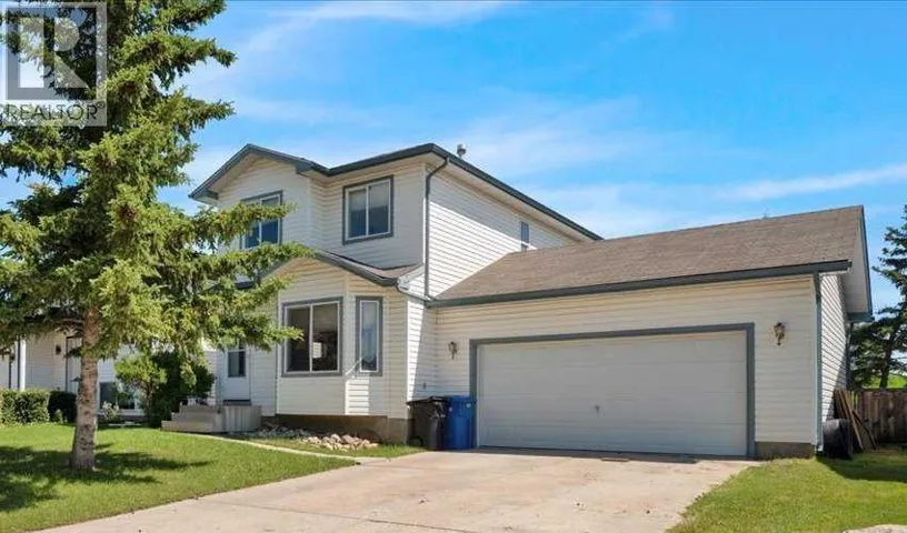 118 Meadowpark Drive, Carstairs, Alberta T0M0N0