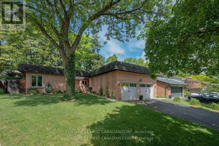43 COMPTON CRESCENT, London South (South R), Ontario N6C4E9