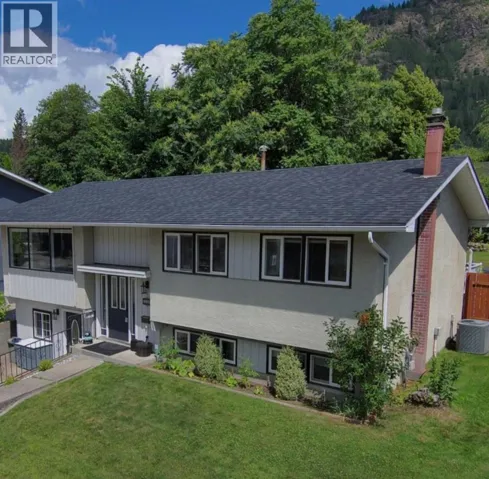3551 HIGHWAY Drive, Trail, British Columbia V1R2T9