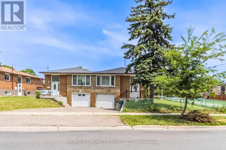7187 DARCEL AVENUE, Mississauga (Malton), Ontario L4T2X3