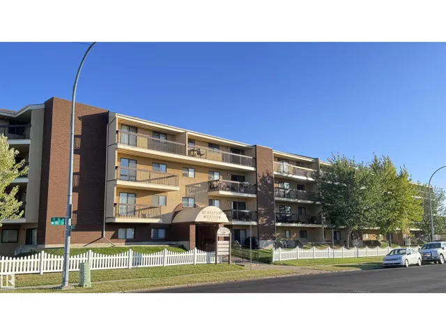 #103 10511 19 AV NW, Edmonton, Alberta T6T5S8