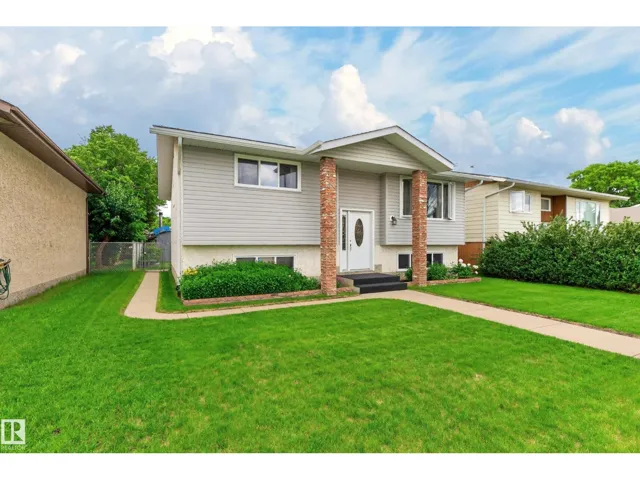 2027 38 ST NW, Edmonton, Alberta T6L3G9