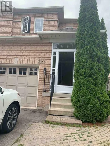 UPPER - 7227 PARA PLACE, Mississauga (Meadowvale Village), Ontario L5W1K4