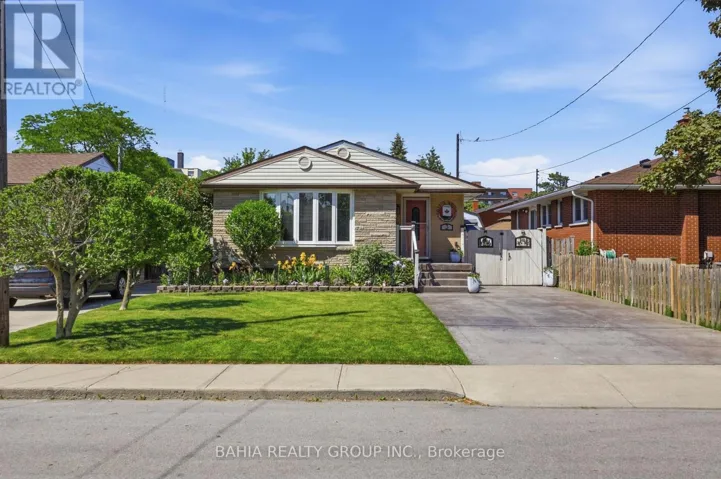 3 KENWOOD CRESCENT, Hamilton (Huntington), Ontario L8T1W3