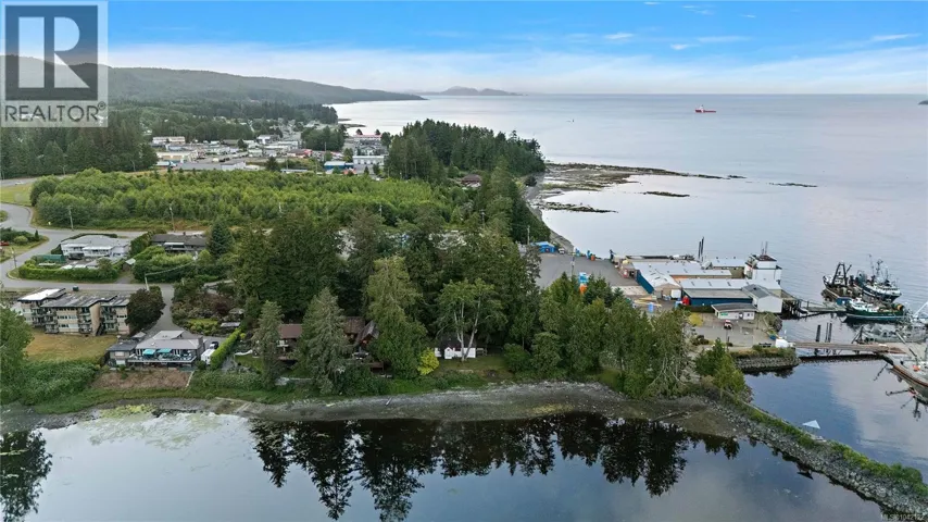 8595 Glenview Rd, Port Hardy, British Columbia V0N2P0