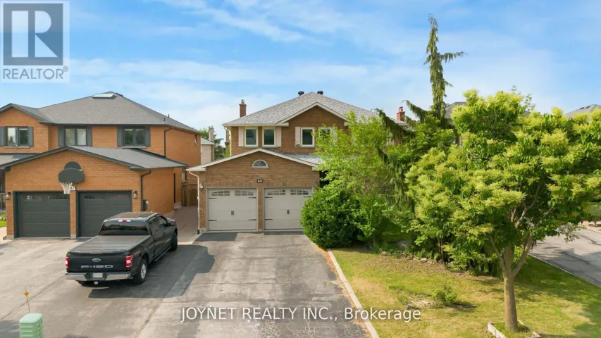 43 CASTLEHILL ROAD, Vaughan (Maple), Ontario L6A1N8