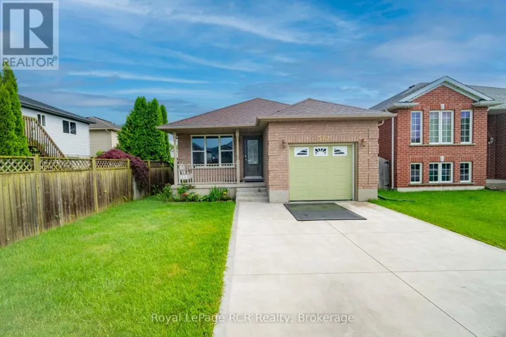572 SCOUGALL COURT, Kincardine, Ontario N2Z3B6