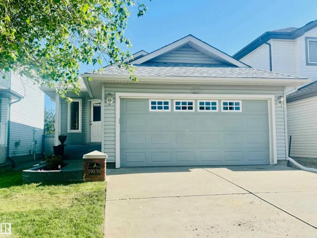 19039 47 AV NW, Edmonton, Alberta T6M2V6