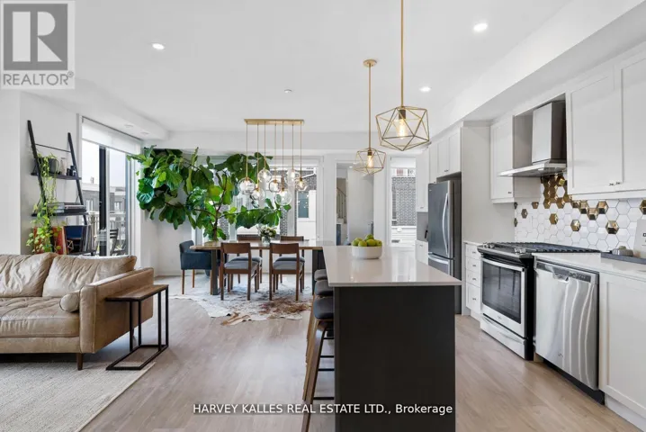 2 - 115 LONG BRANCH, Toronto (Long Branch), Ontario M8W1N6