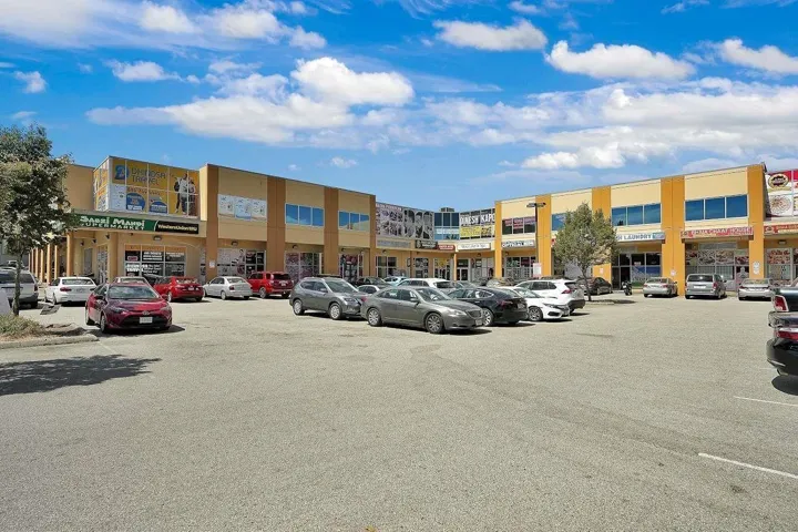 205 15299 68 AVENUE, Surrey, British Columbia V3S2C1