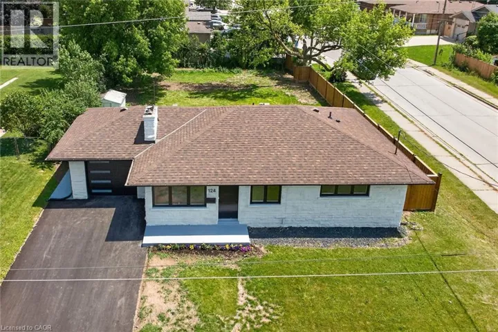124 CORMAN Avenue, Stoney Creek, Ontario L8G3W4