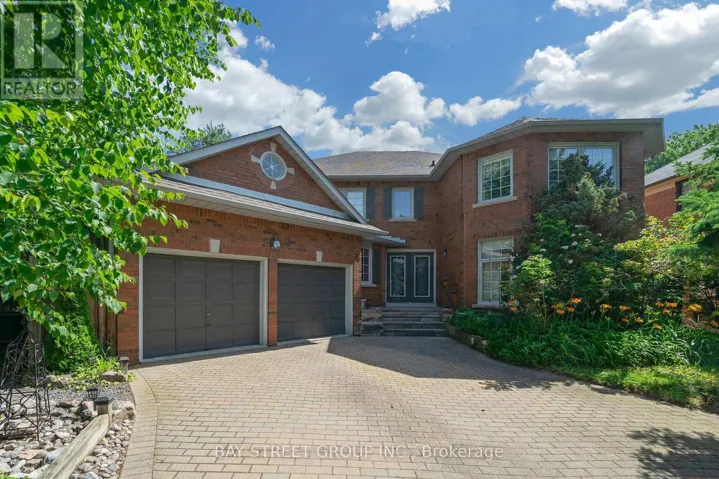 53 STRATHEARN AVENUE, Richmond Hill (Bayview Hill), Ontario L4B2Y9