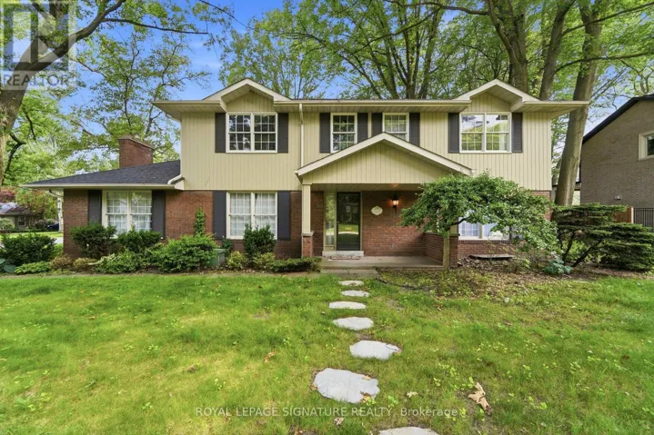 312 DALEWOOD DRIVE, Oakville (MO Morrison), Ontario L6J4P5