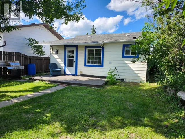 655 3 Avenue W, Drumheller, Alberta T0J0Y3