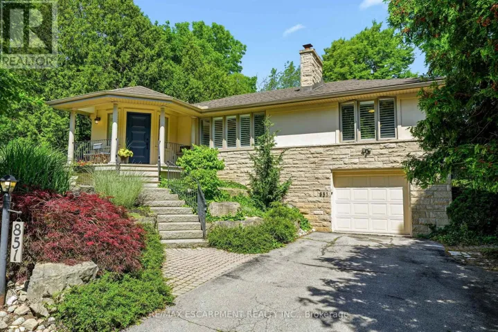 851 MEWBURN ROAD, Hamilton (Ancaster), Ontario L9G3E4