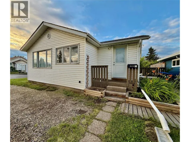 832 106 Avenue, Dawson Creek, British Columbia V1G2N4