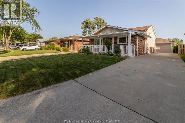 3444 HEMLOCK, Windsor, Ontario N8R1Z9