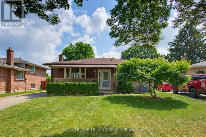115 CHAMPLAIN CRESCENT, London East (East I), Ontario N5V1H2