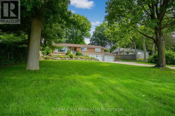 88 NORTH STREET W, Tillsonburg, Ontario N4G1C3