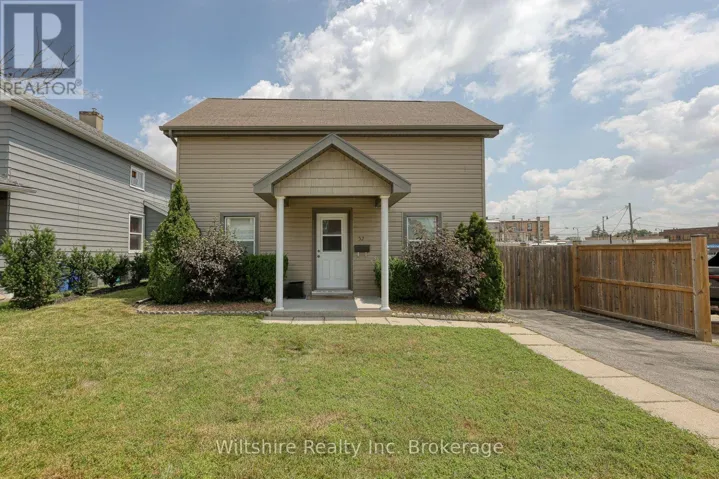 52 BIDWELL STREET, Tillsonburg, Ontario N4G3T7