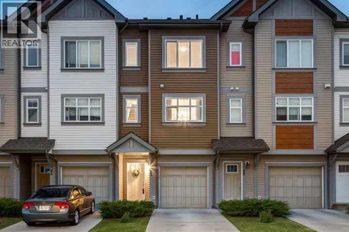 92 Copperstone Common SE, Calgary, Alberta T2A5E4