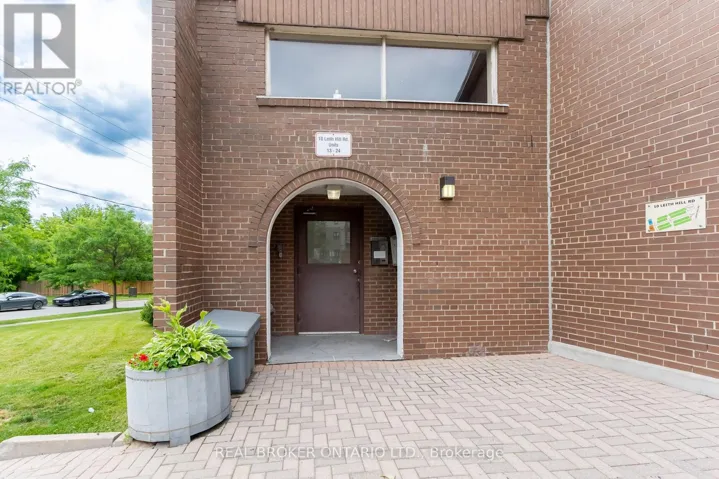 15 - 10 LEITH HILL ROAD, Toronto (Don Valley Village), Ontario M2J1Z2