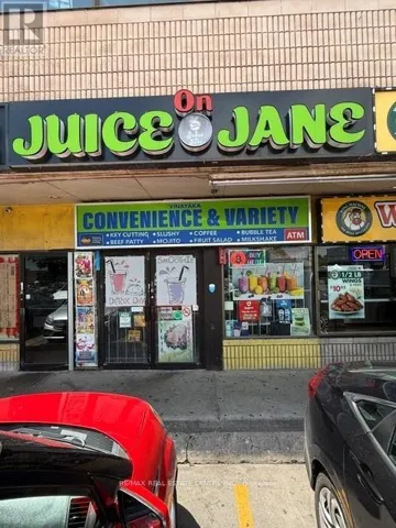 1682 JANE STREET, Toronto (Weston), Ontario M9N2S2
