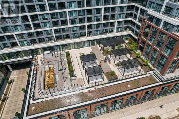 304 - 858 DUPONT STREET, Toronto (Dovercourt-Wallace Emerson-Junction), Ontario M6G0C1