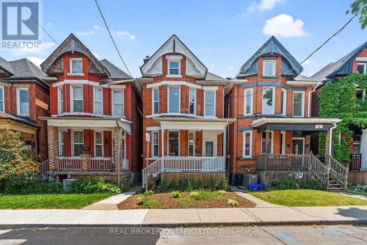 40 ASHLEY STREET, Hamilton (Landsdale), Ontario L8L5S6