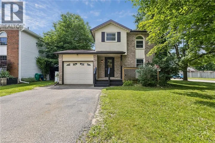 305 SEKURA Street, Cambridge, Ontario N1R7V8