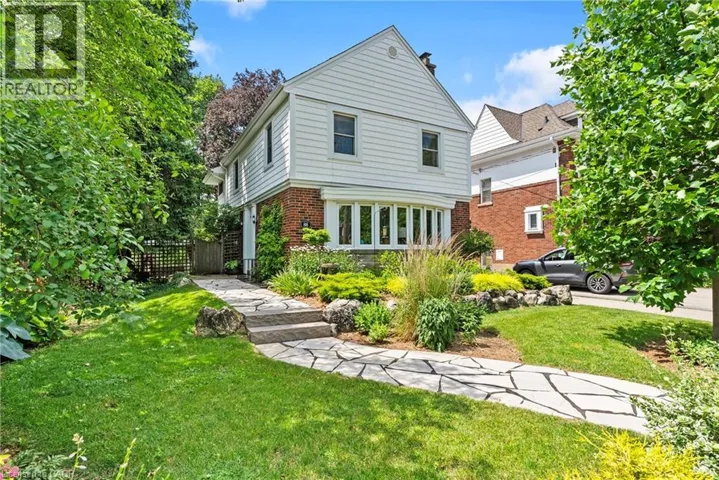 88 ROTHSAY Avenue, Hamilton, Ontario L8M3G1