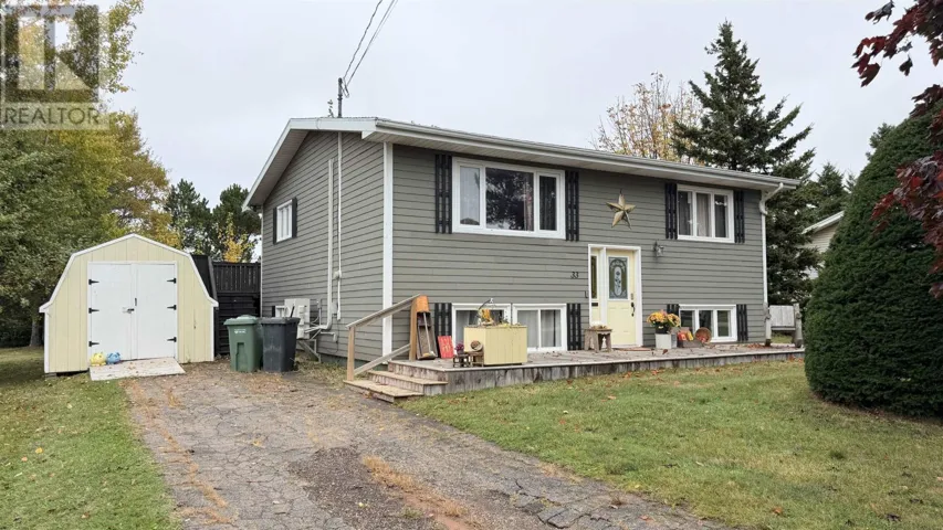 33 Phillips Street, Summerside, Prince Edward Island C1N4L2