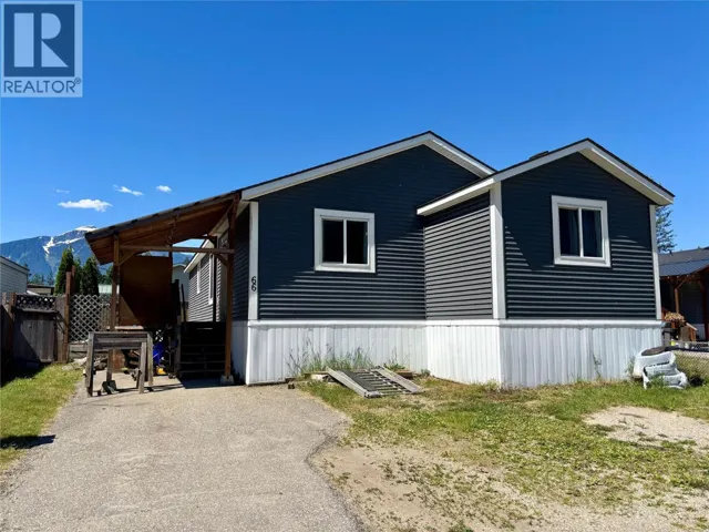 66 Johnson Way, Revelstoke, British Columbia V0E2S1