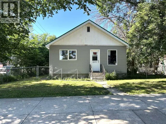 1077 Braemar Street SE, Medicine Hat, Alberta T1A0V9