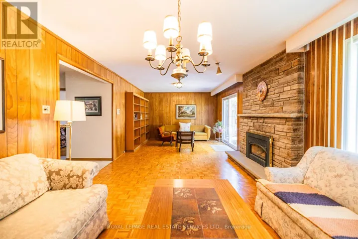 3465 LINCOVE TERRACE, Mississauga (Applewood), Ontario L4Y3N4