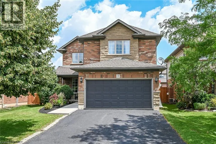 7 ETHERINGTON Crescent, Binbrook, Ontario L0R1C0