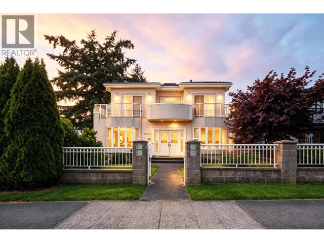 6899 FLEMING STREET, Vancouver, British Columbia V5P3H4