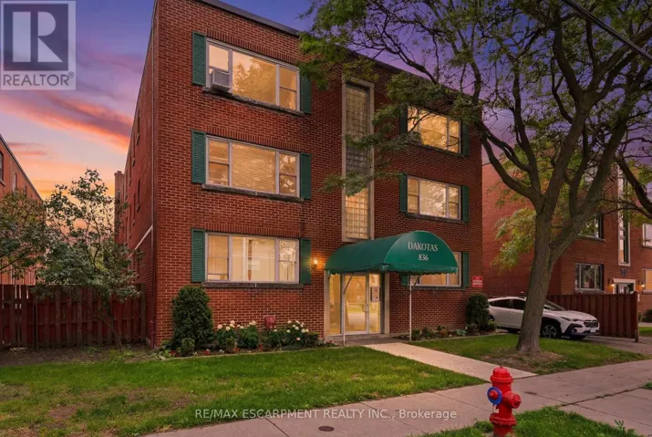 310 - 836 CONCESSION STREET, Hamilton (Raleigh), Ontario L8V1E2