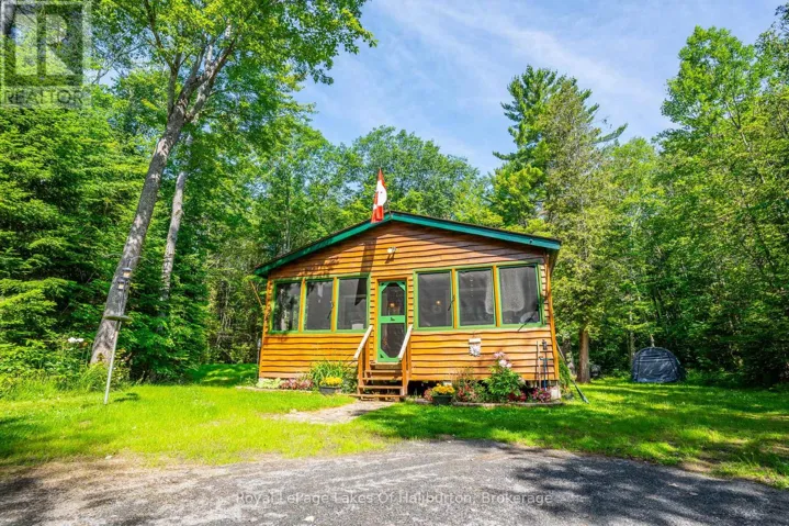 1079 HALLS LAKE ROAD, Algonquin Highlands (Stanhope), Ontario K0M1S0