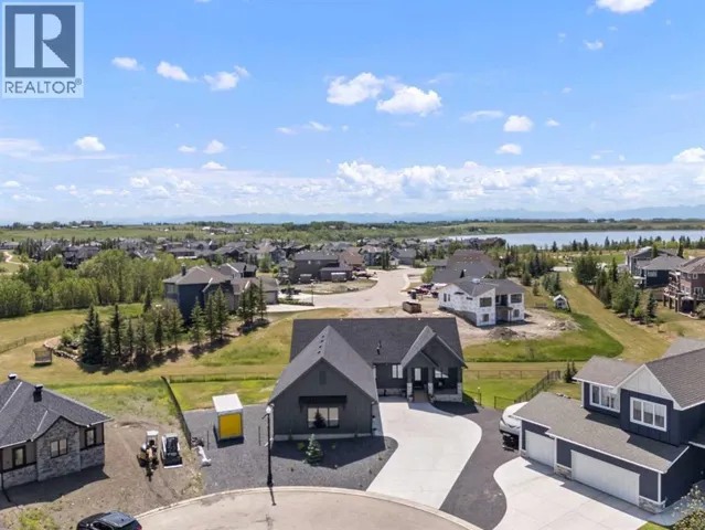 32 Monterra Landing, Cochrane Lake, Alberta T4C0G8