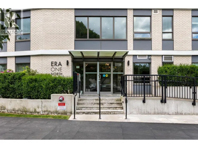 306 22226 BROWN AVENUE, Maple Ridge, British Columbia V2X4R2
