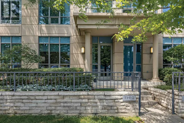 TH02 - 15 VIKING LANE, Toronto (Islington-City Centre West), Ontario M9B0A4