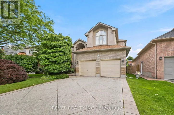207 VALRIDGE DRIVE, Hamilton (Ancaster), Ontario L9G4Y4
