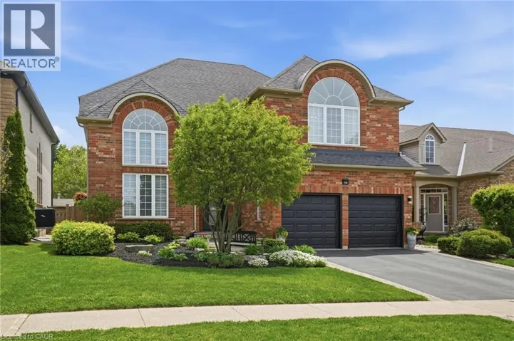 156 VALMONT Street, Ancaster, Ontario L9G4Z9