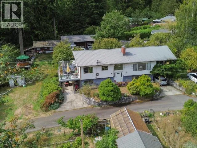 7889 HIGHWAY 101, Powell River, British Columbia V8A0R7