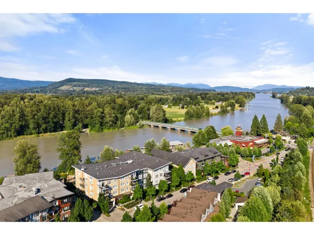 207 23255 BILLY BROWN ROAD, Langley, British Columbia V1M0C8
